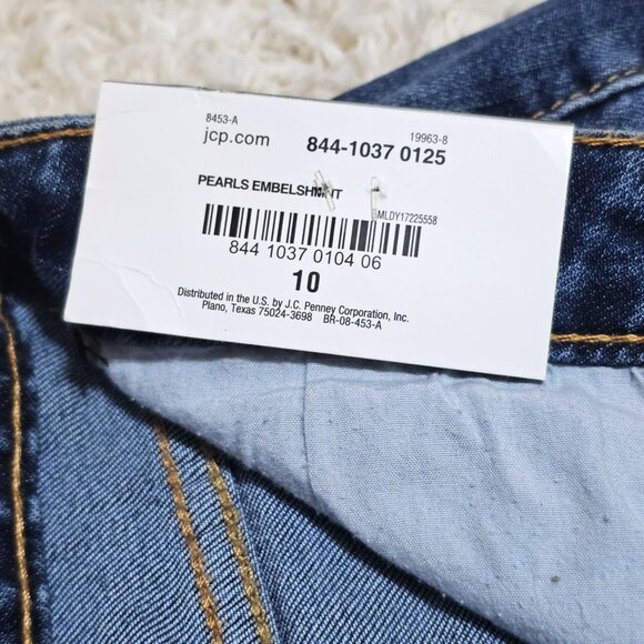 a.n.a. Denim Jeans with Pearls & Rhinestones. Mid-Rise Skinny, Size 10. NWT. - Picture 10 of 16